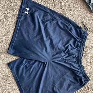 10 pairs of Mens Under Armor shorts.
